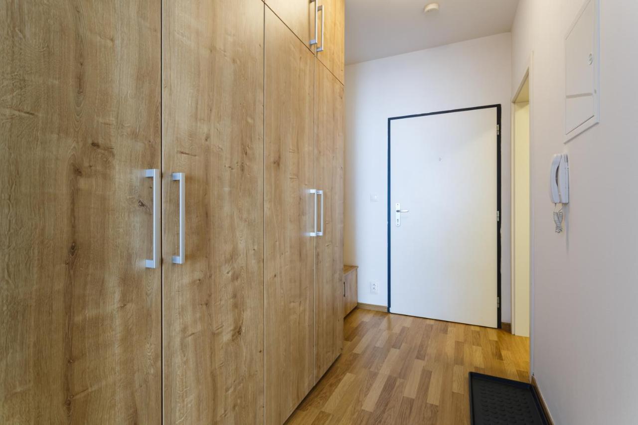 Golden Apartments Rezidence Nova Karolina ออสตราวา ภายนอก รูปภาพ