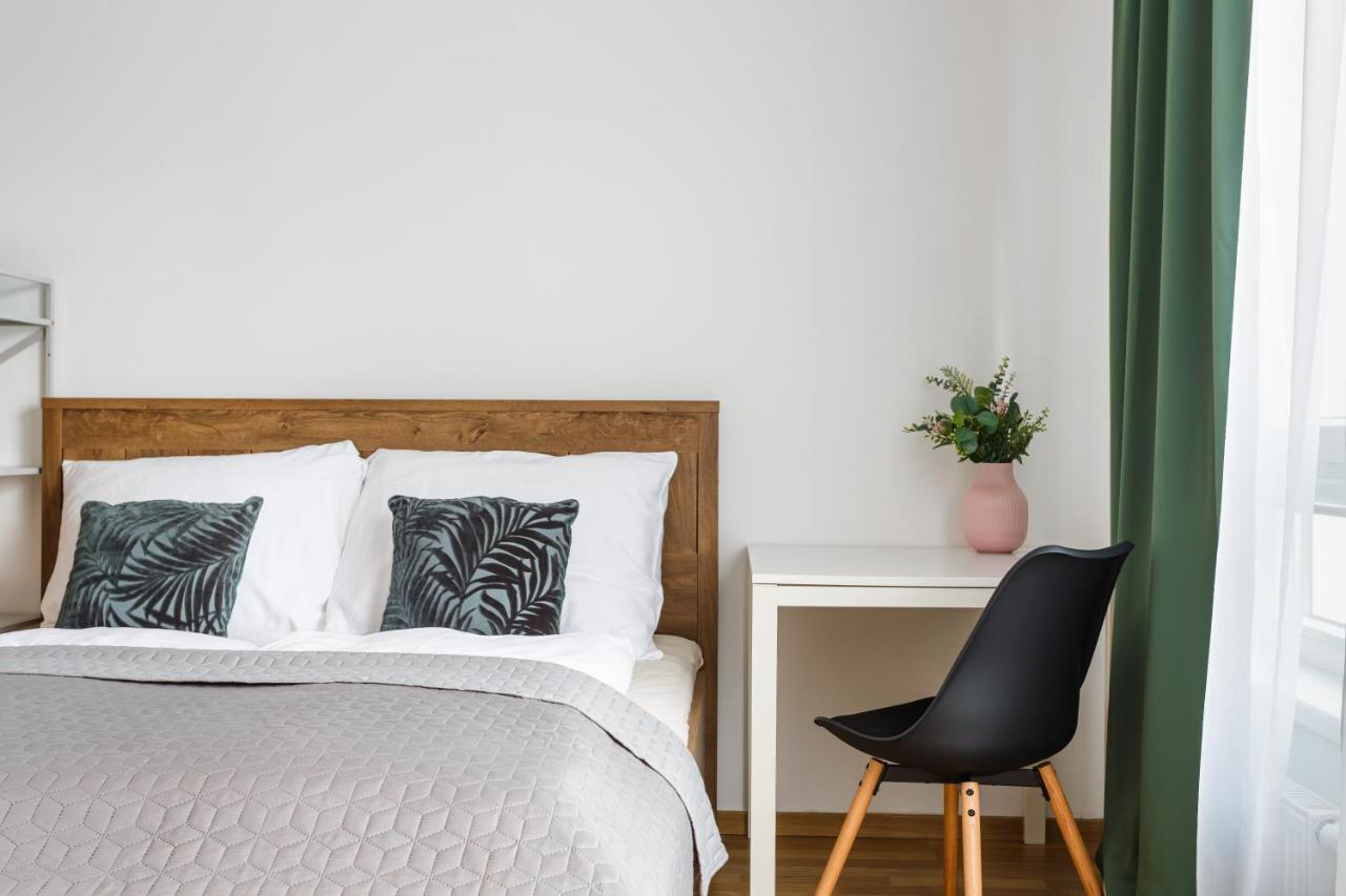 Golden Apartments Rezidence Nova Karolina ออสตราวา ภายนอก รูปภาพ