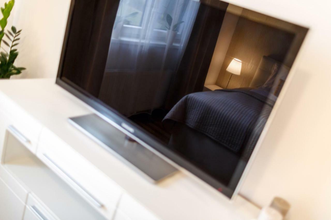 Golden Apartments Rezidence Nova Karolina ออสตราวา ภายนอก รูปภาพ